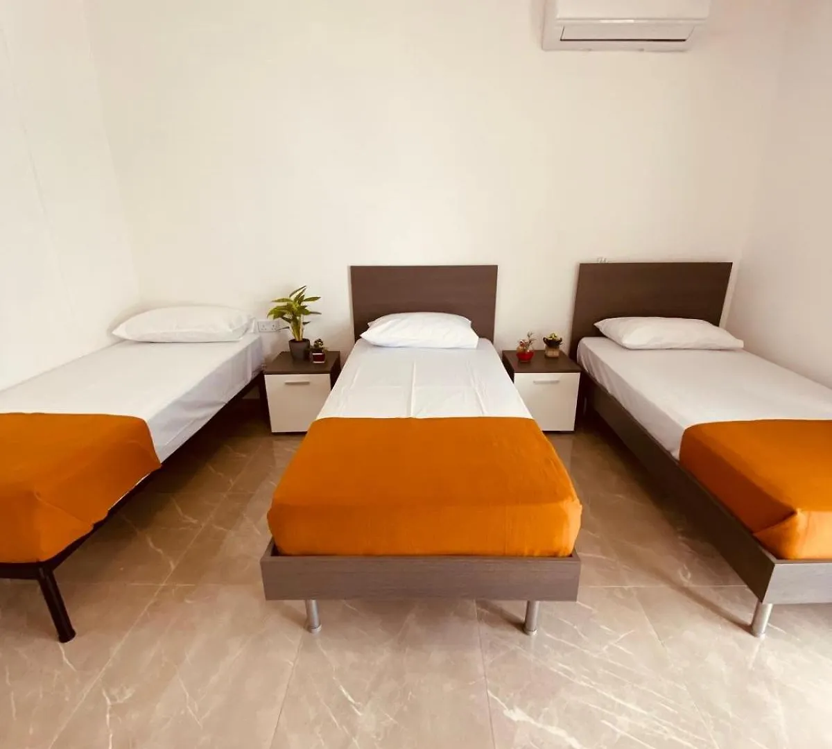 Apartment Jaci Apartaments Saint Julian's