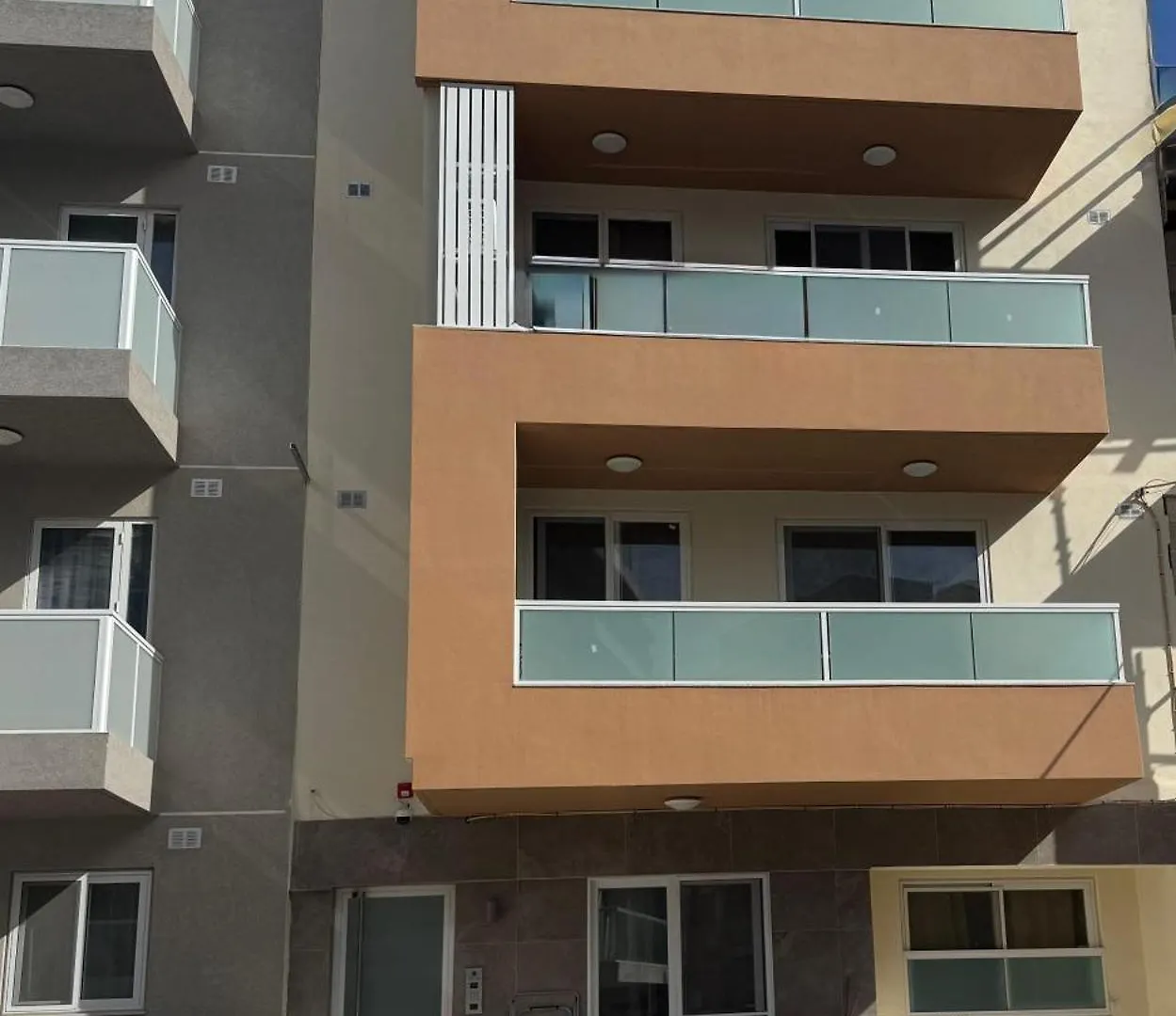 Jaci Apartaments Saint Julian's 0*,